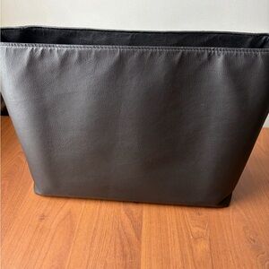 Large Cuyana insert *with flaws*